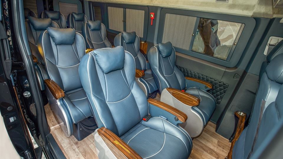 xe Solati Limousine 12 chỗ
