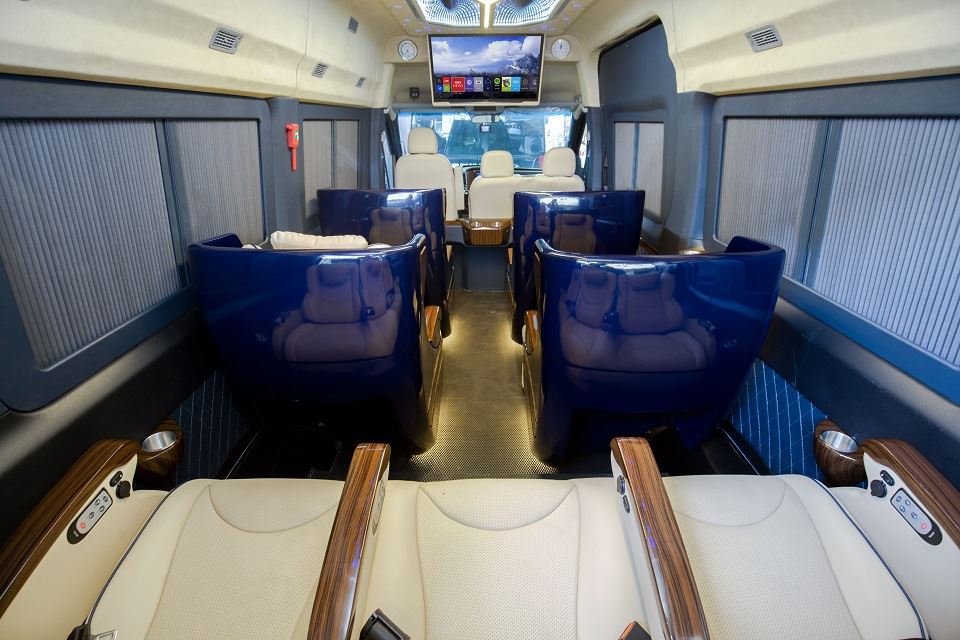 Skybus Solati Bold - Limousine dành cho nhà xe khách hàng đầu