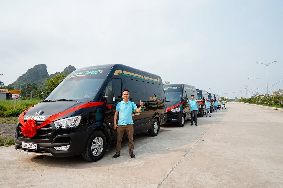 Xe limousine Skybus solati Bold - nha xe Trung Thanh
