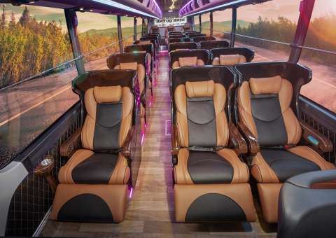 Skybus Gold - Universe Limousine 26 ghế nằm 1