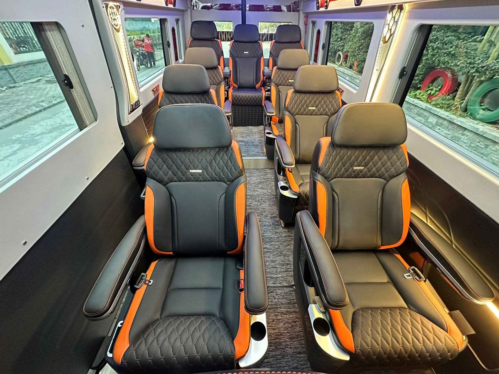 hung-vuong-limousine-di-phu-ninh-phu-tho
